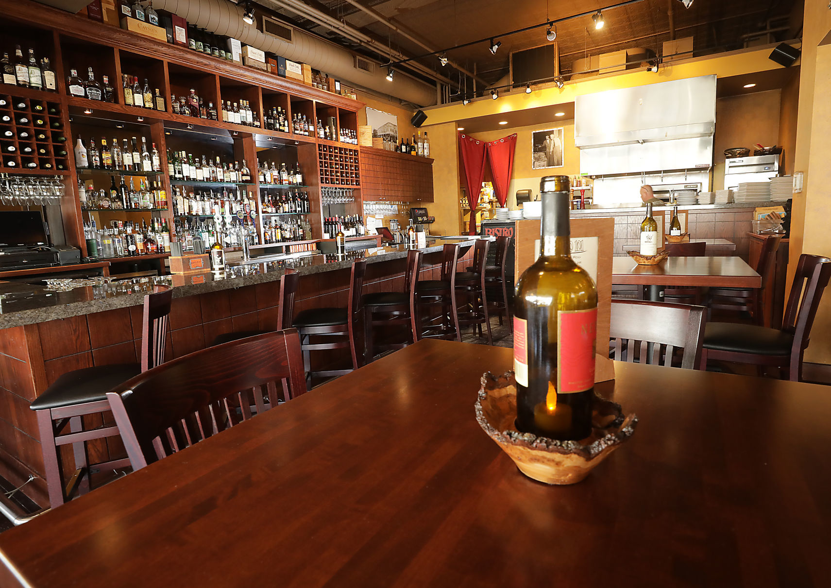 Bistro 101 interior